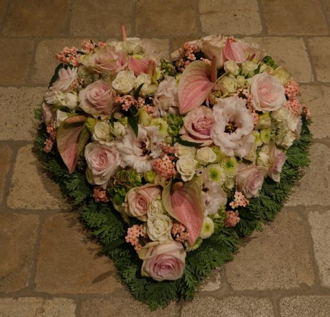 Coeur printanier coeur rose